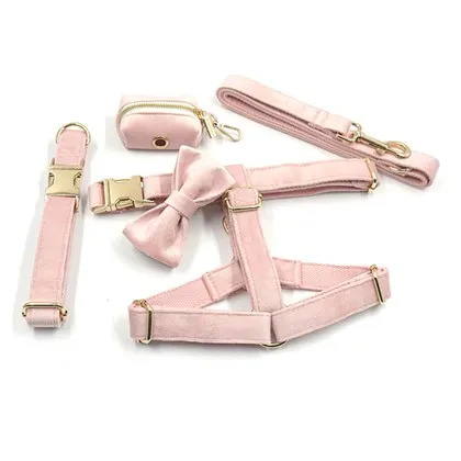 Collar de terciopelo para perros
